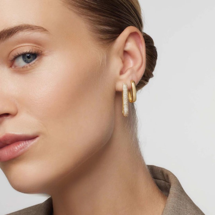 Brincos Sirius em formato de U