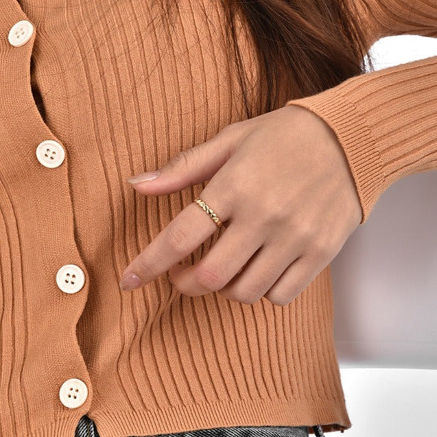 Anel de Ouro Orbit Echo